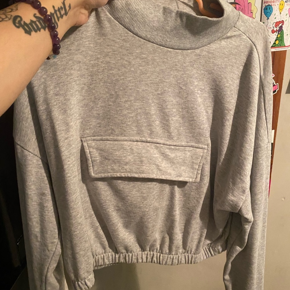 Grey new sweater